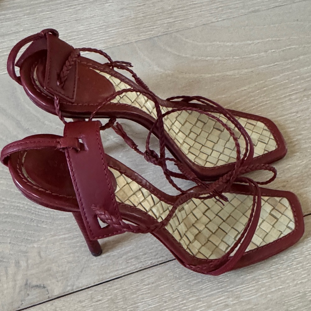Gucci Dark Red Strappy Women's Sandals - Picture 7 of 10